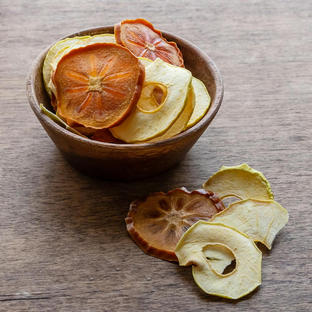 皮ごと輪切り優しい甘さの柿とりんご 60gの画像